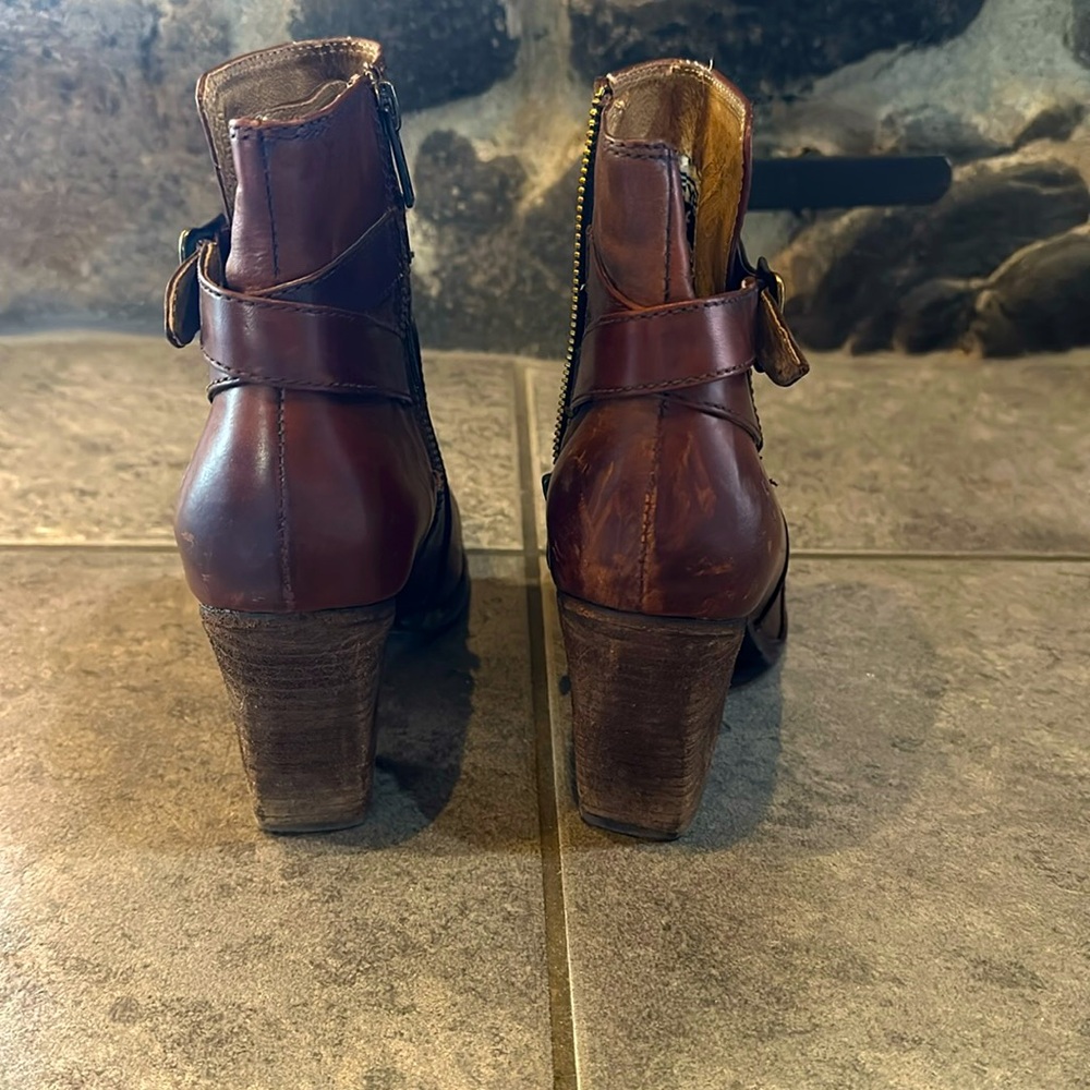 I can't wear this high of heel on shoes anymore....